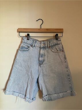 Zara Light Wash Denim Shorts - Casual Women's High-Rise long Shorts